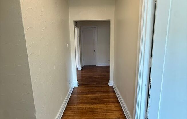 2 beds, 2 baths, 1,303 sqft, $2,200, Unit New King Edward  301