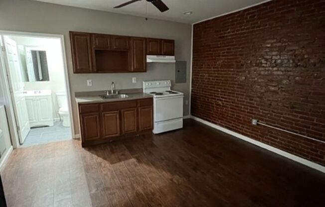 2900 Frankford Ave