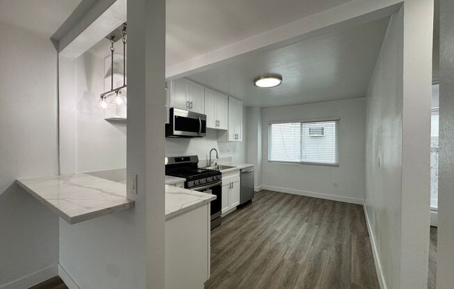 5725-29 Vineland Ave