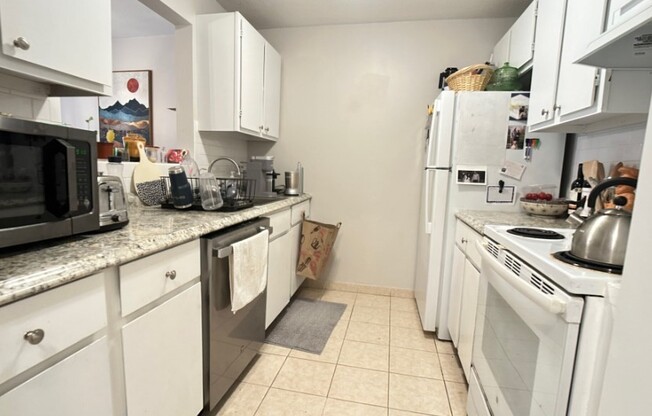 73 CHARLESBANK RD