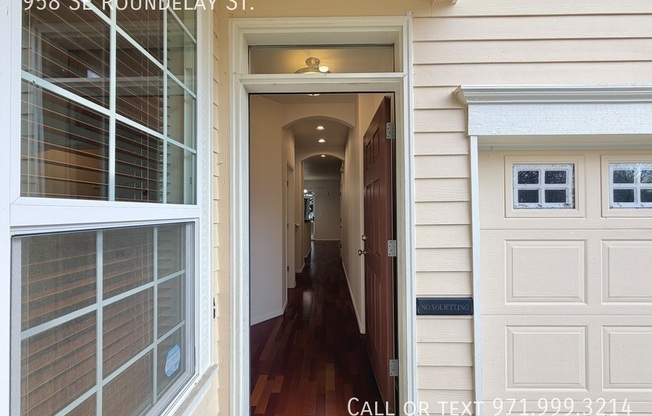 958 SE ROUNDELAY ST
