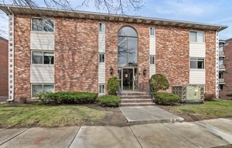 288 MAIN ST