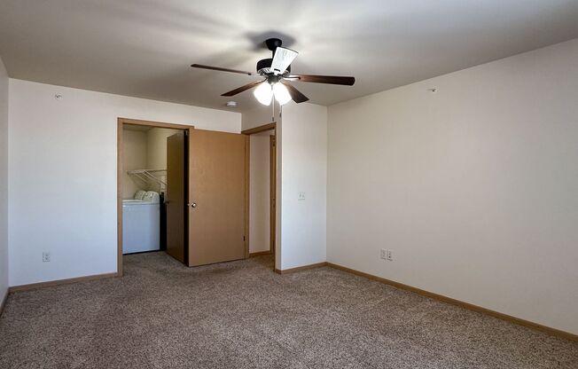 1 bed, 1 bath, 989 sqft, $1,285, Unit ML 515-10