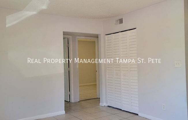 8427 N 39 ST