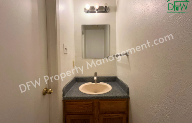 2 beds, 2.5 baths, $1,350