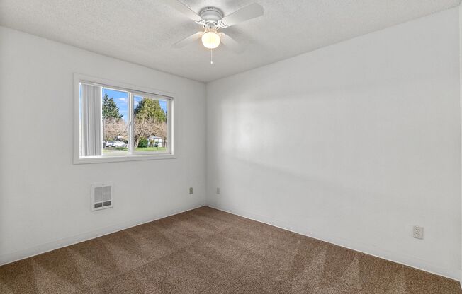 Lakeview Apartments Centralia, WA