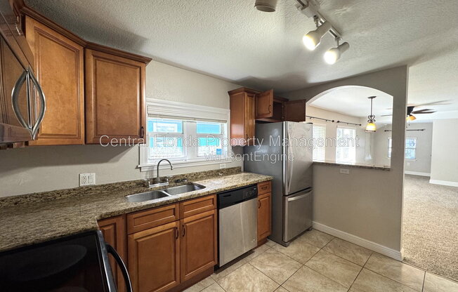 3 beds, 2 baths, 1,122 sqft, $1,699