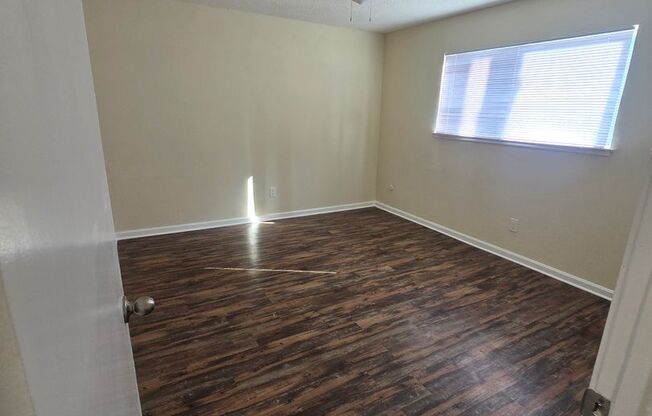 1 bed, 1 bath, 625 sqft, $1,275, Unit C-07