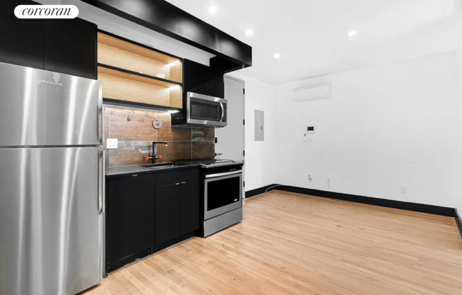 568 LAFAYETTE AVE