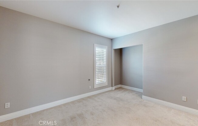 3 beds, 2.5 baths, 1,800 sqft, $4,550, Unit 103