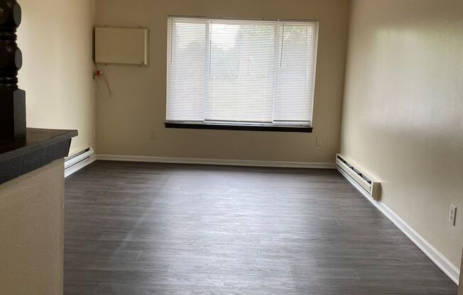 7373 W. Green Tree Rd.