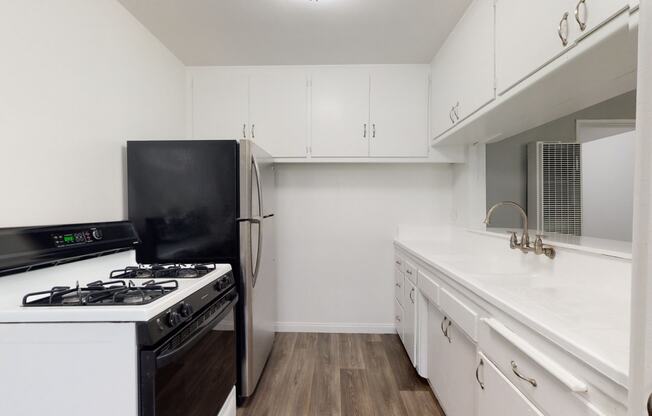Overland Avenue Apartments