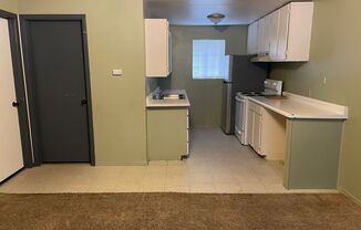 1 bed, 1 bath, $775, Unit 2