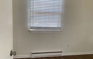 2000 CHESAPEAKE DR