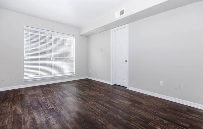 Studio, 1 bath, 464 sqft, $839