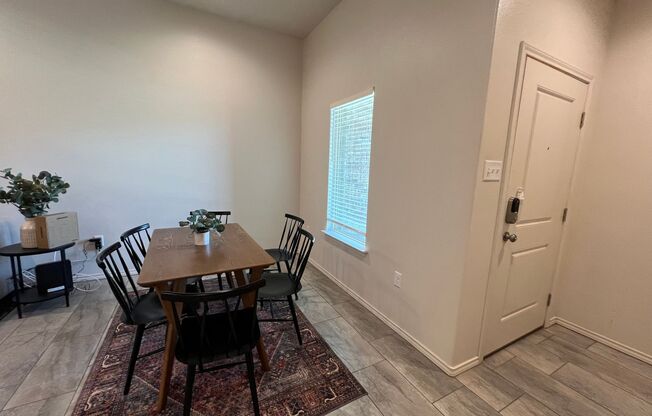 Townhome- Walking Distance to Lubbock Cooper