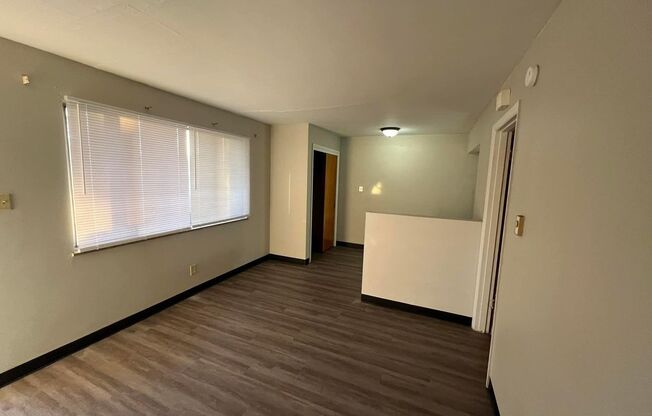 1 bed, 1 bath, 400 sqft, $625, Unit 02