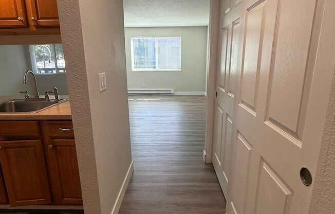 Carlynn Apartments