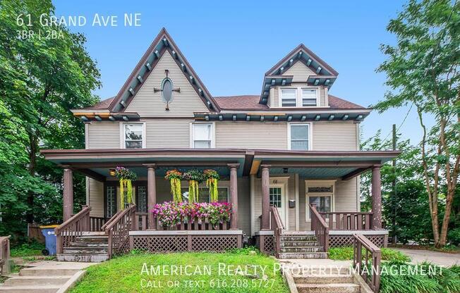 61 GRAND AVE NE