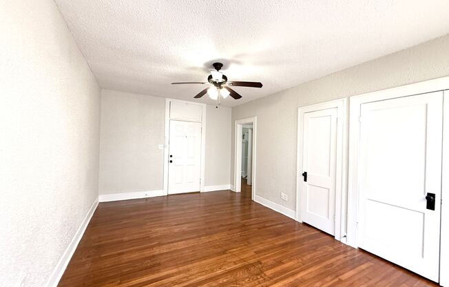 1 bed, 1 bath, $1,000, Unit B3606