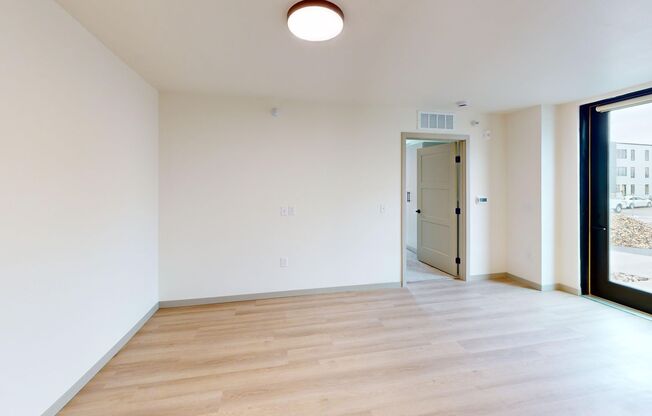 1 bed, 1 bath, 581 sqft, $895, Unit 905-103