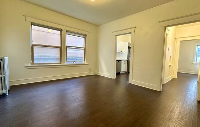 1 bed, 1 bath, 700 sqft, $1,895, Unit 204