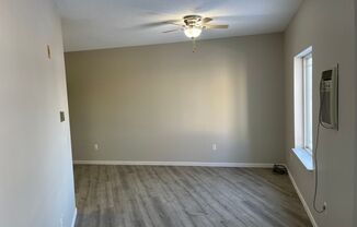 Studio, 1 bath, 270 sqft, $900, Unit 3430-B