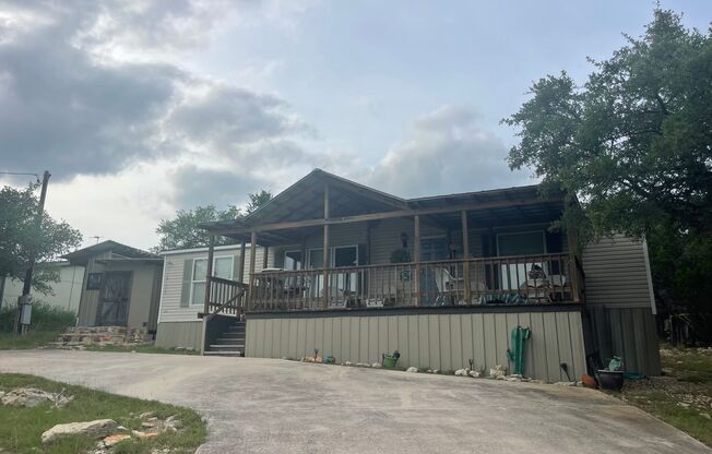 1502 CANYON TRACE