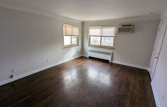 Quiet Pleasant Ridge Apartment