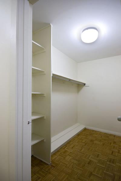 Studio, 1 bath, 570 sqft, $2,200, Unit 308
