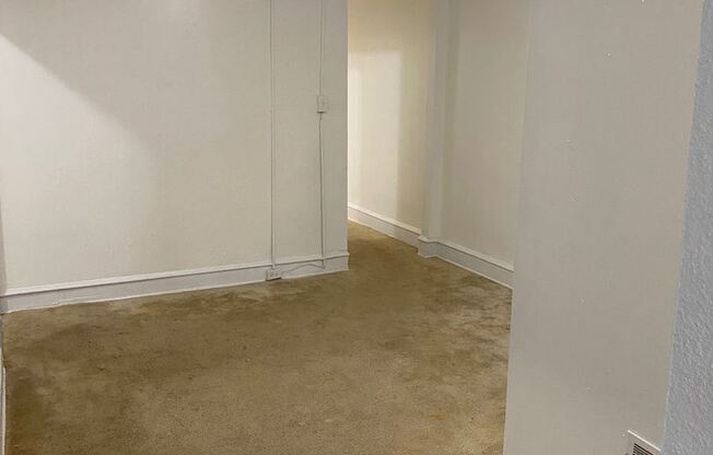 6102 Nassau Road