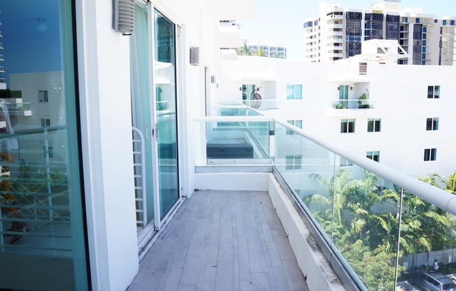 1 bed, 1.5 baths, 939 sqft, $2,800, Unit Unit 517