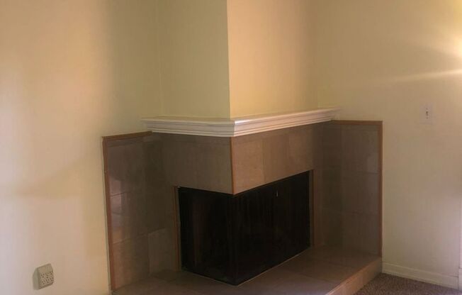 Convenience galore is what describes this condo!