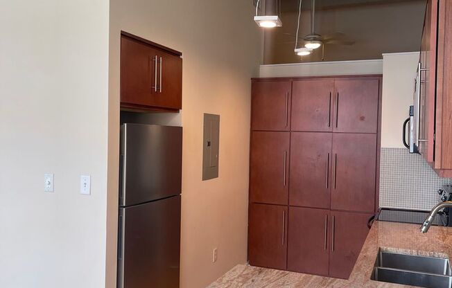 1 bed, 1 bath, 631 sqft, $1,250, Unit 308