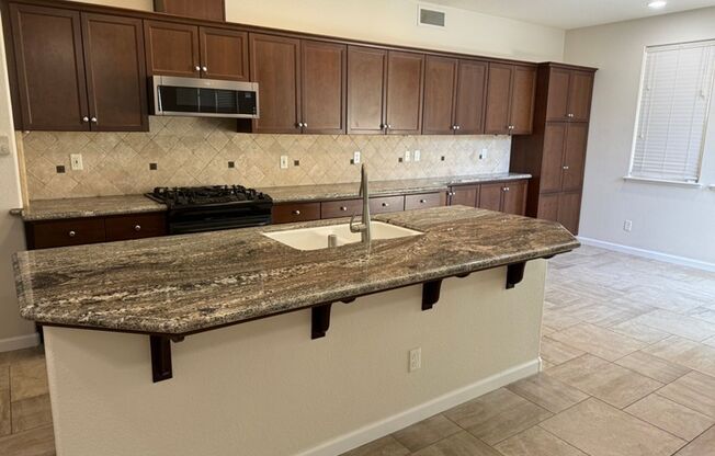 3991 Harlan Ranch Blvd.  !!!!!!MOVE IN SPECIAL!!!!!!! PRICE HAS BEEN REDUCED $100 IF LEASE IS SIGNED BY 5-31-2024