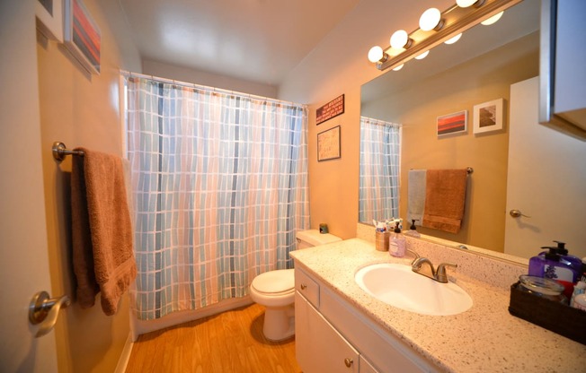 Ocean View Townhomes two bedroom one bathroom vanity