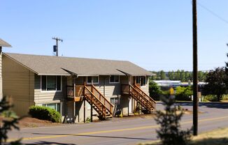 Centrally Located Fort Vancouver Location