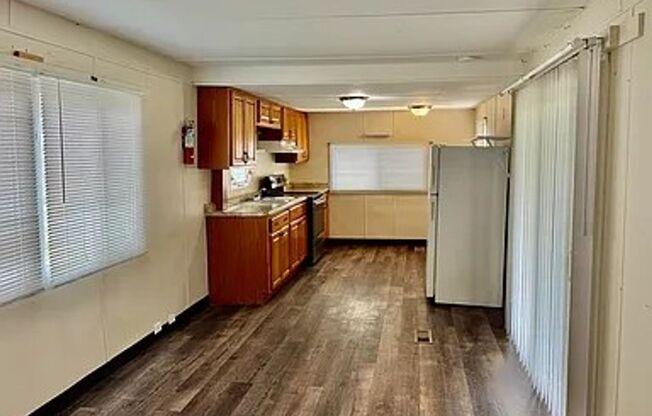 Coe Road Mobile Home Court