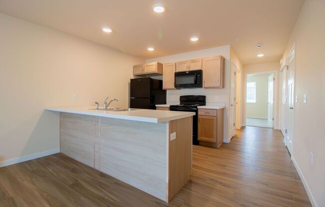 1 bed, 1 bath, 653 sqft, $1,274, Unit EC 4225-14