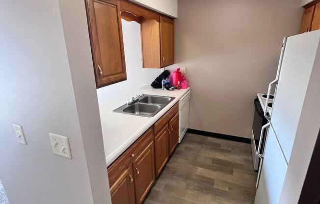 1 bed, 1 bath, 615 sqft, $839, Unit 241