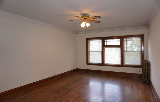 12  -  3518 Nicollet