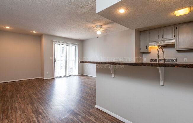 Studio, 1 bath, 384 sqft, $595, Unit 2110