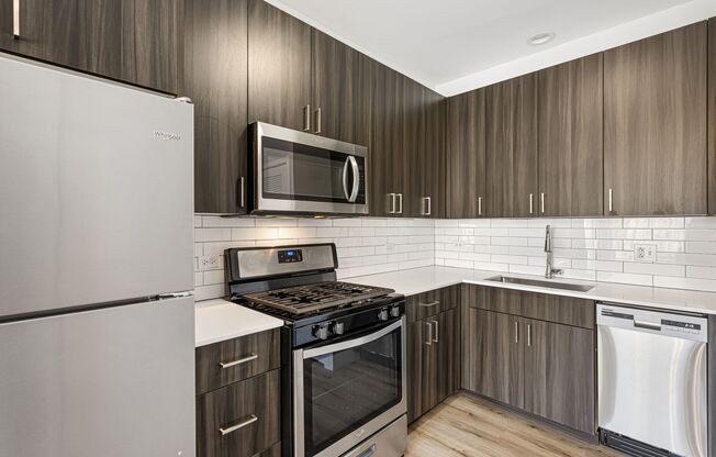 Studio, 1 bath, 360 sqft, $1,625, Unit 207
