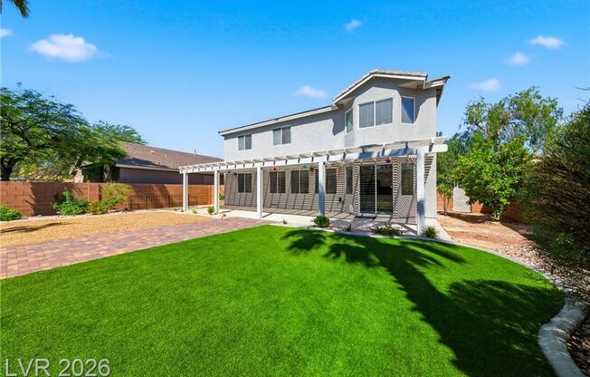 Spacious Henderson Home with Loft, 3-Car Garage & Covered Patio