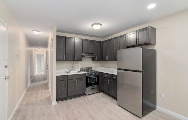 1 bed, 1 bath, 700 sqft, $1,495, Unit B207