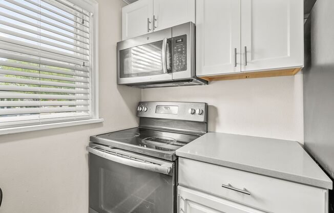 2522 Iowa St - Cedar Falls