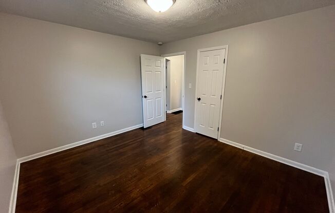 2 beds, 1 bath, 770 sqft, $1,245, Unit 4970 Fuller Drive