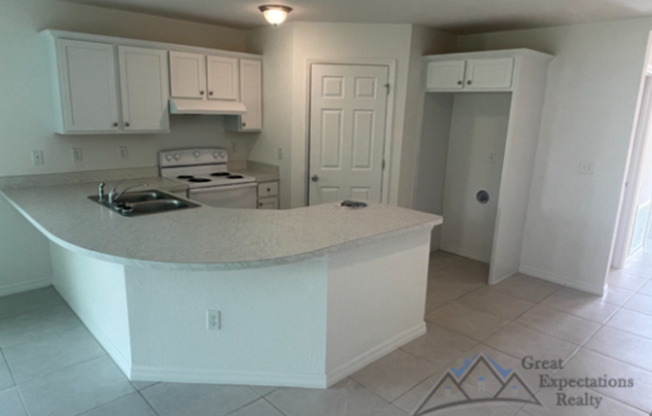 3 beds, 2 baths, $1,495