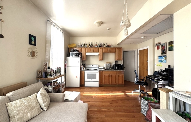 4 WASHINGTON AVE