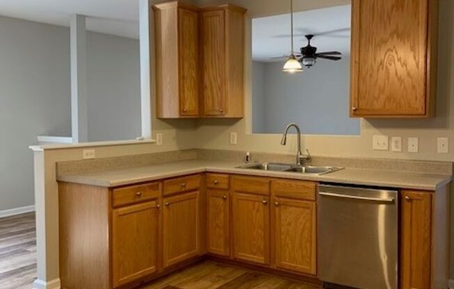 Location, Community, Quality Living. It Starts Here in Holly Glen!